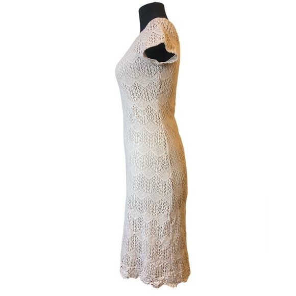 DE Collection Nude Short Sleeve Knit Dress - Picture 4 of 14